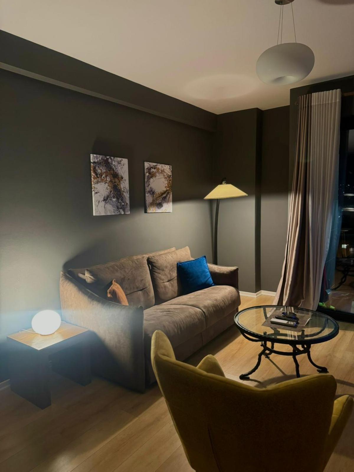 City Rest 21 Tiranë Ngoại thất bức ảnh