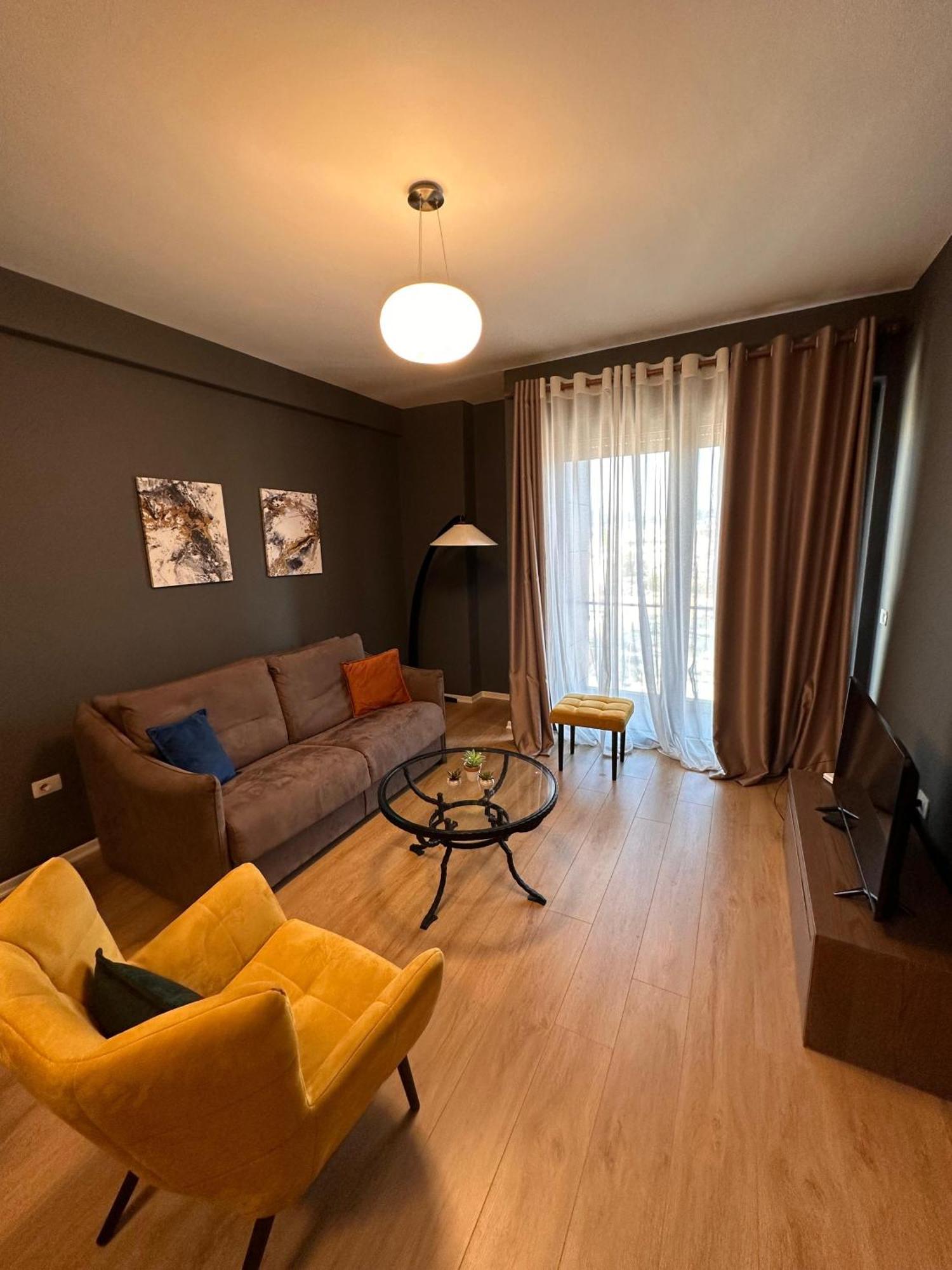 City Rest 21 Tiranë Ngoại thất bức ảnh